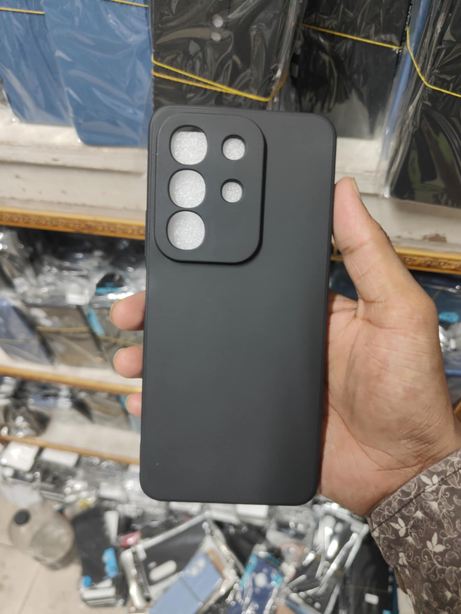 Picture of Vivo Y29 Liquid Silicone Case Silky Soft-Touch Finish Back Protective Cover for Vivo Y29