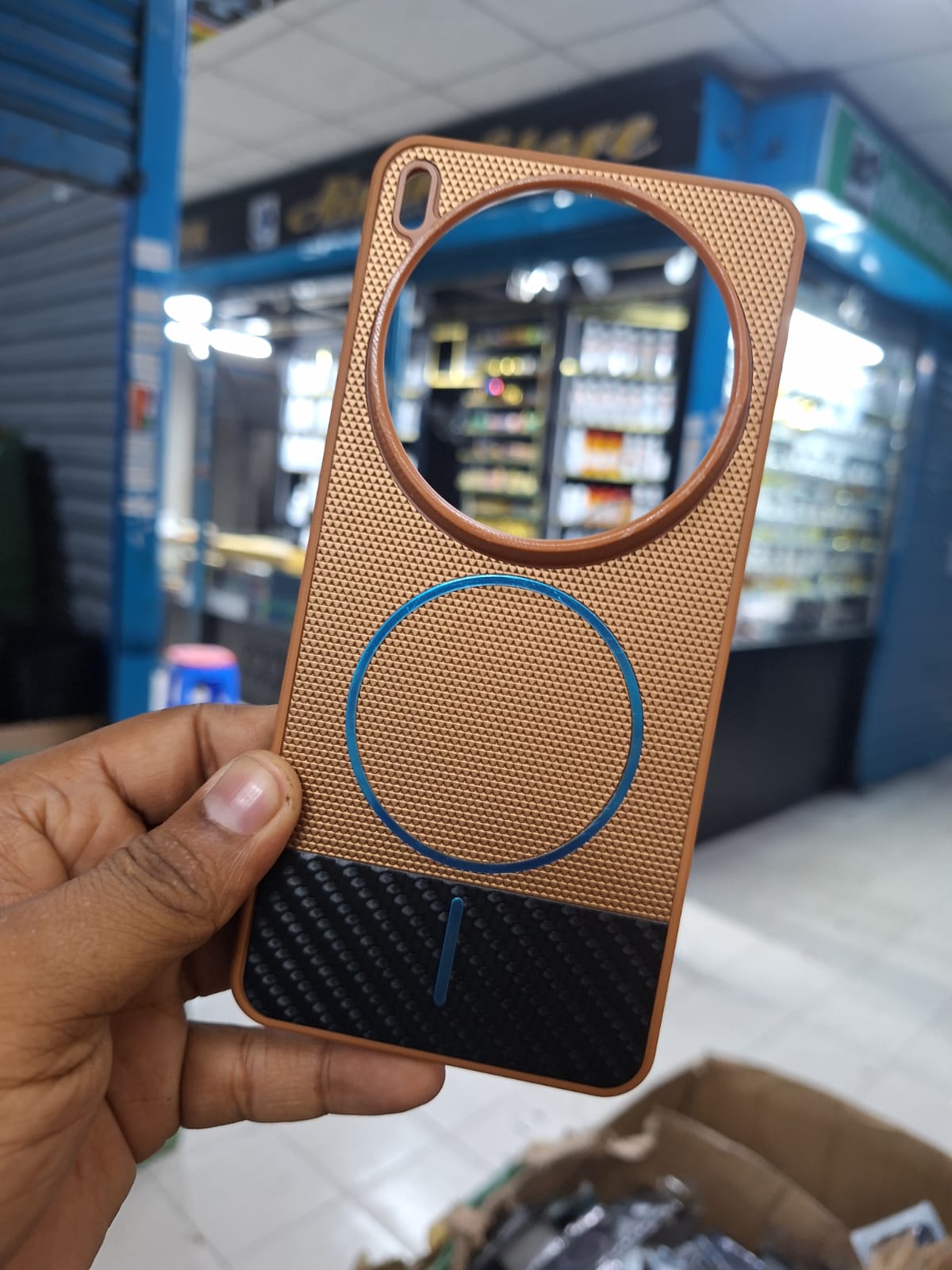 Picture of New Phone case Vivo X200 Pro Back cover Fashionable Hard Shockproof Back  Film Protective Leather for Vivo X200 case