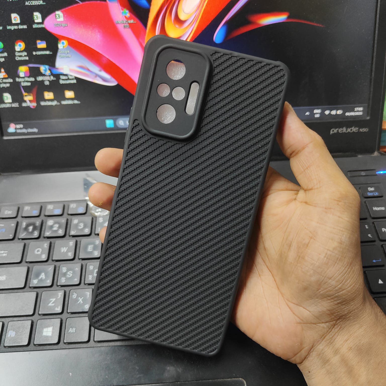 Picture of Xiaomi Redmi Note 10 Pro / Xiaomi Redmi Note 10 Pro Max Unique Silicone Fiber Premium Back Cover