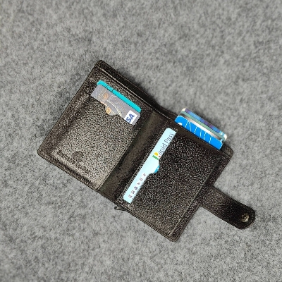 Picture of RFID Blocking Wallet – Black/Broun