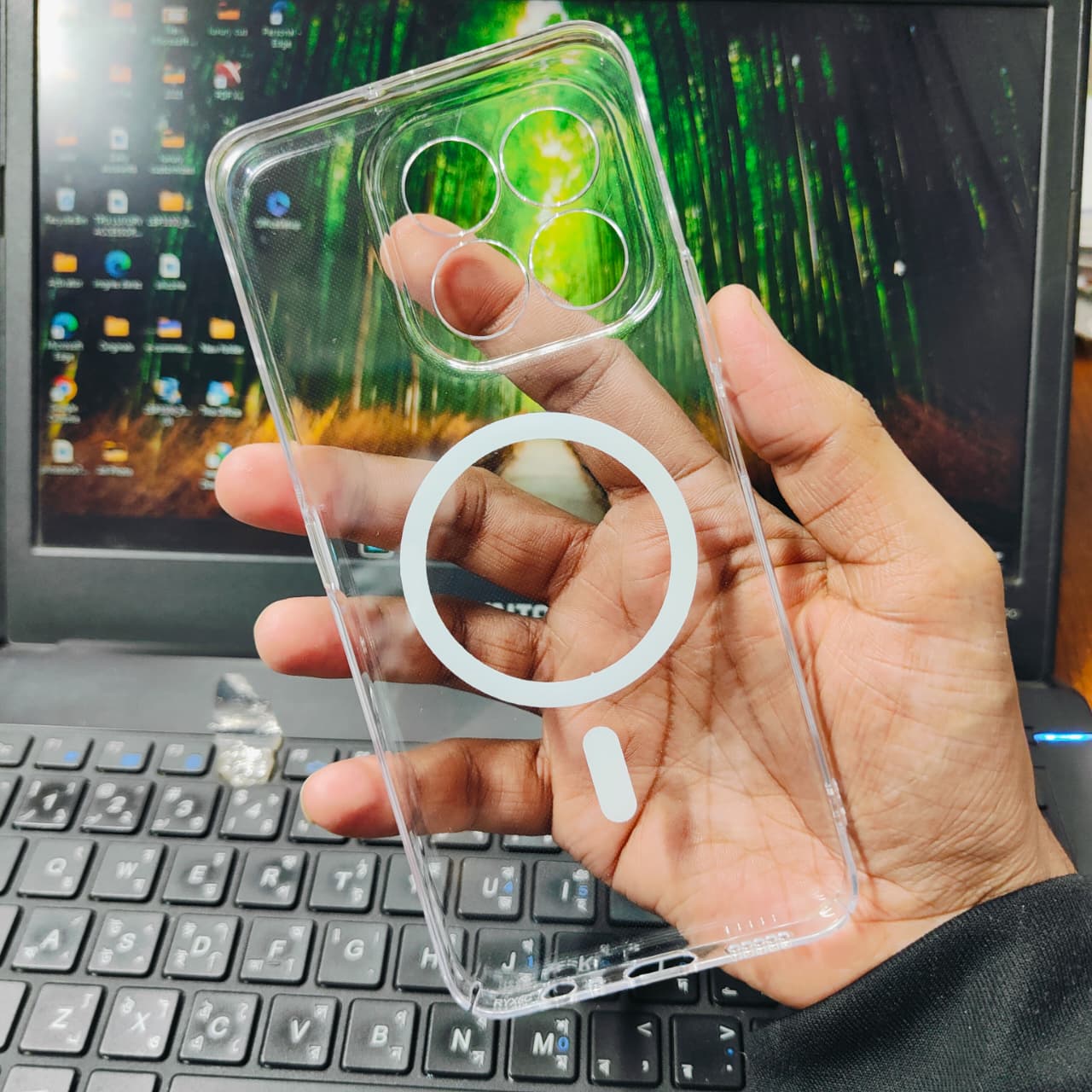 Picture of Honor X6C Anti Yellow Magsafe Unique Case For Honor X6C Clear Hard Transparent Phone Back Cover case
