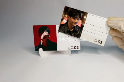 Picture of Desk Calendar
