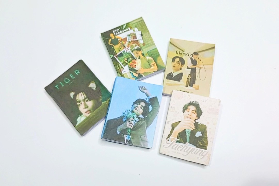 Picture of 5 piece (BTSV) Taehyung Cute Mini Notebook 5 Different design