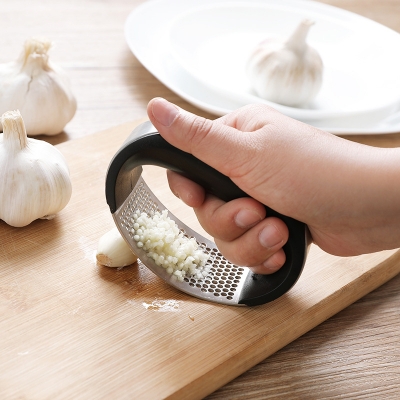 Picture of Garlic Press Rocker Garlic Peeler Set Stainless Steel Garlic Crusher Squeezer Slicer Mincer Chopper Kitchen Gadgets With Handle - Black