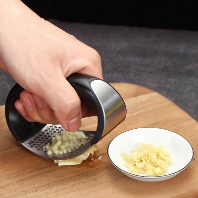 Picture of Garlic Press Rocker Garlic Peeler Set Stainless Steel Garlic Crusher Squeezer Slicer Mincer Chopper Kitchen Gadgets With Handle - Black