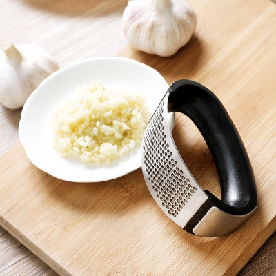 Picture of Garlic Press Rocker Garlic Peeler Set Stainless Steel Garlic Crusher Squeezer Slicer Mincer Chopper Kitchen Gadgets With Handle - Black
