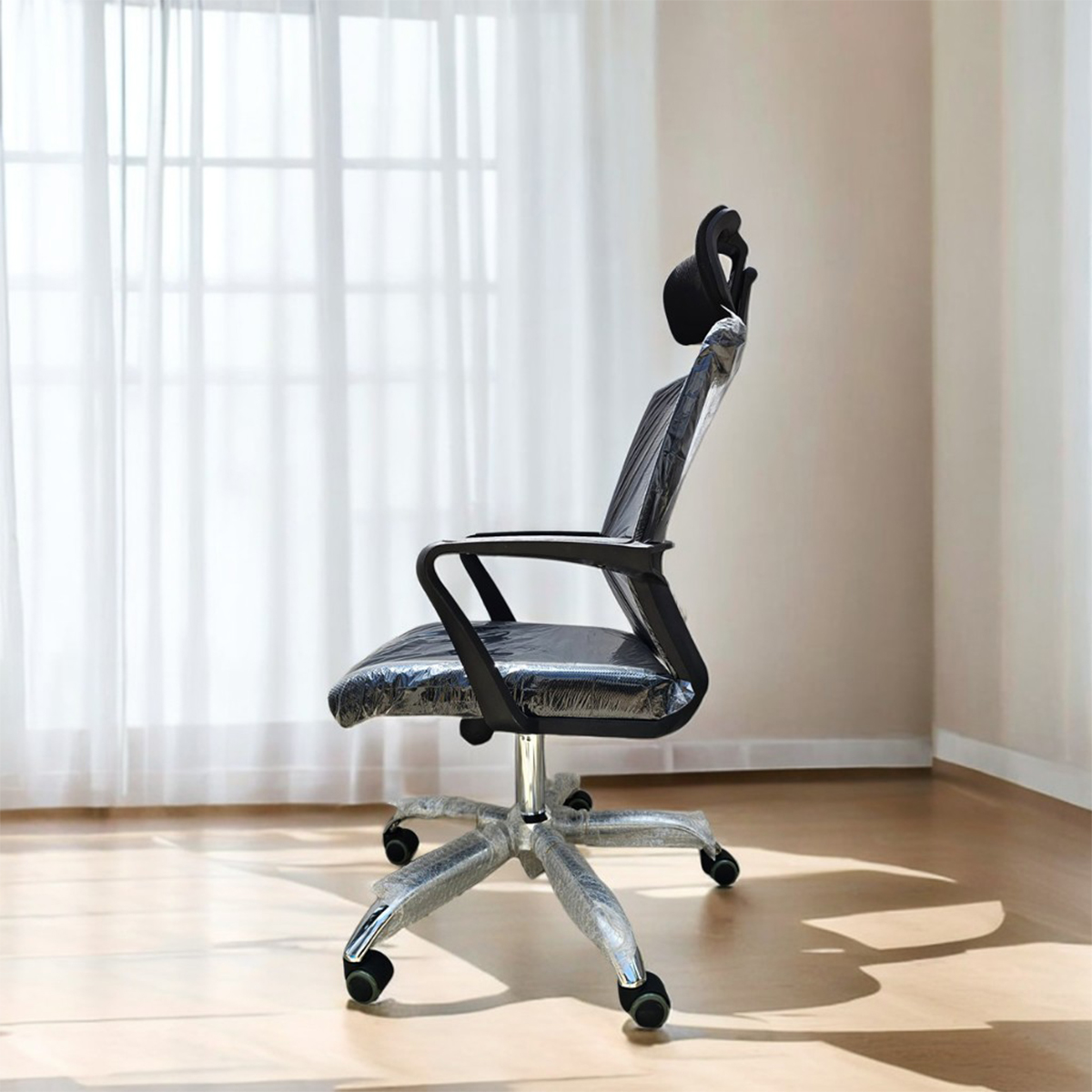 Picture of Smart Office Executive Chair with Headrest FF-EC-15ss Black Colour (38 Model)