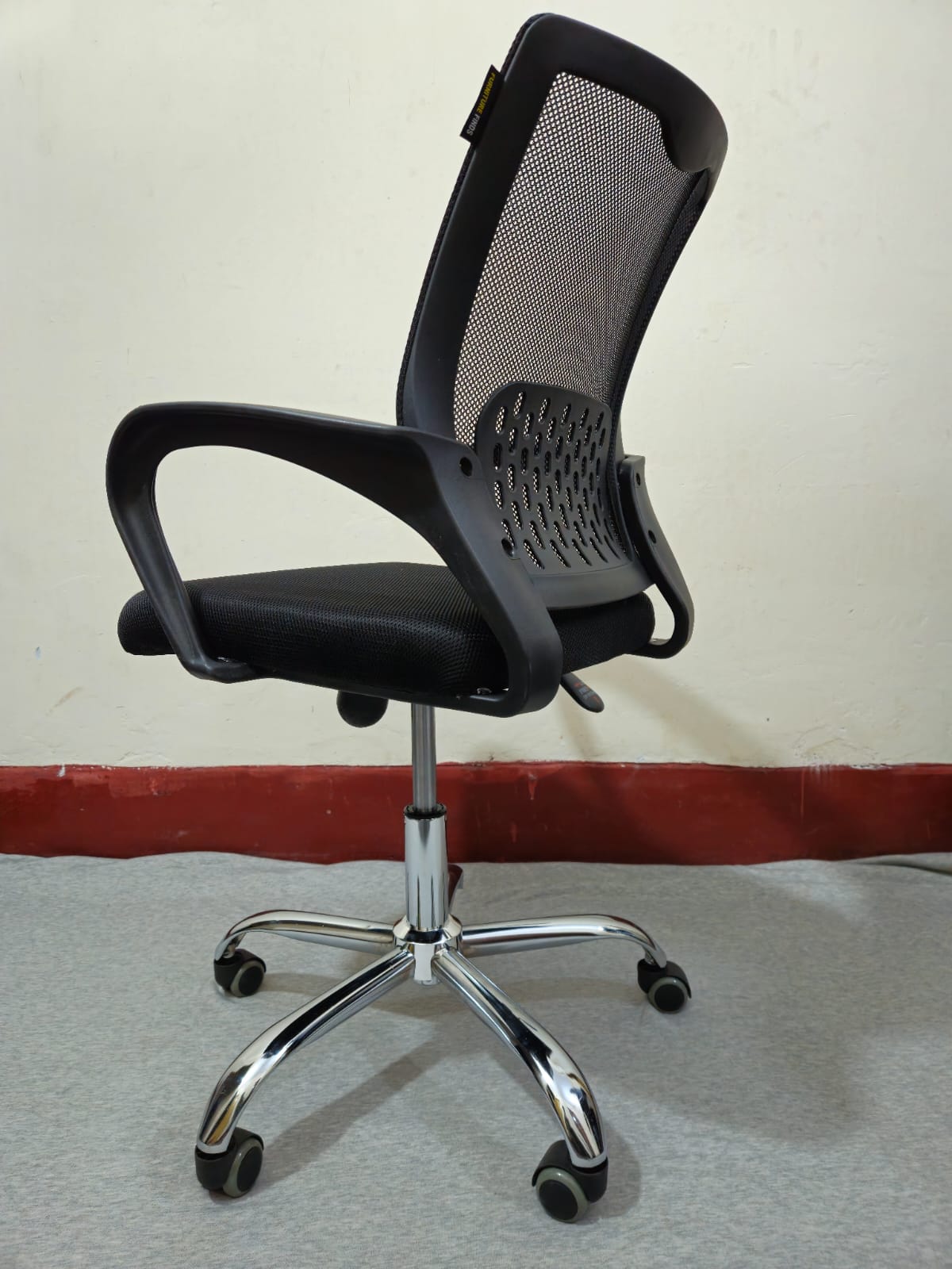 Picture of Executive Chair FF-EC-001ss (Chaina Mesh 2) Smart Office Executive Chair (Black)