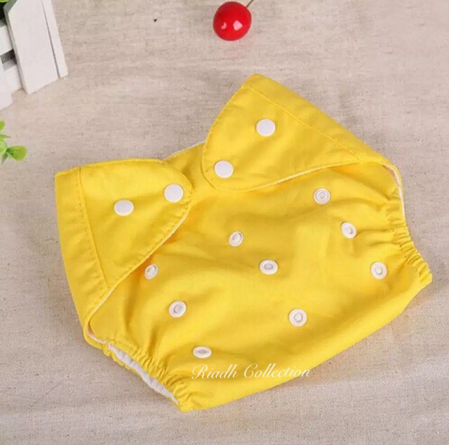 Picture of Washable Reusable Baby Cloth Daiper -(3 kg to 15 kg) -Multi-Color (3 PCs Daipers with 3 Daiper nappy) (Multicolor,Not Specified)