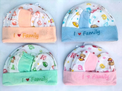 Picture of New Born Baby ( high quality  Mitten set for babies ) Size:0-6month3 in1 set -1pac (Multicolor,0 - 6 months)