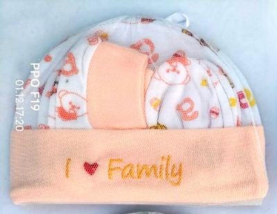 Picture of New Born Baby ( high quality  Mitten set for babies ) Size:0-6month3 in1 set -1pac (Multicolor,0 - 6 months)