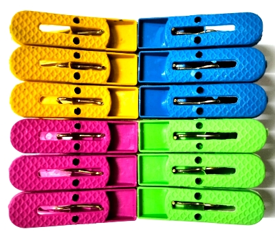 Picture of Multicolor Colorful Plastic Cloth Clip (12 pieces) (Multicolor)