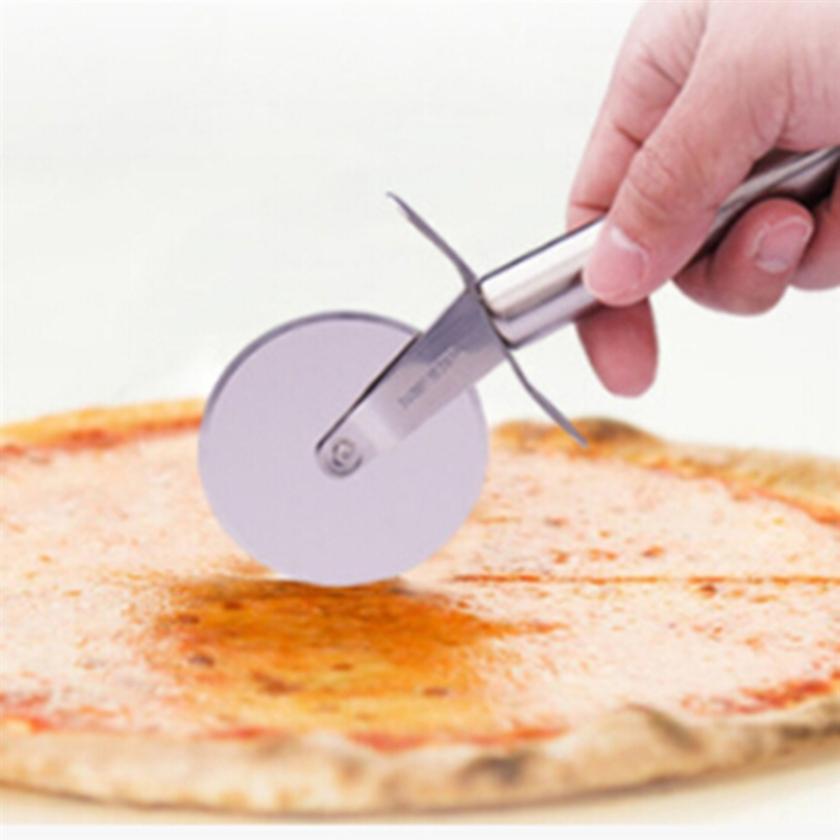 Picture of Stainless Steel Pizza Cutter (1 Roller)