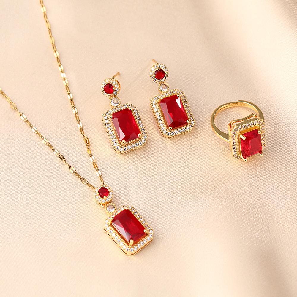 Picture of Double Stone luxury Clavicle Chain Design Neckless for Stylish Girls or Women 100& Color Guarantee Place of Origin: Zhejiang, China