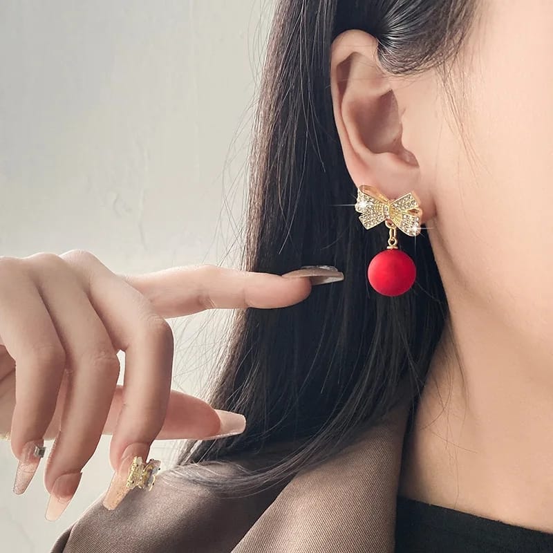Picture of Trendy Cute Crystal Cherry Rhinestone New Stud Earrings for Women Luxury Design Earrings French Retro Style Diamond Encrusted Jewelry
