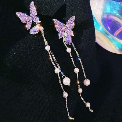 Picture of Trendy Korean Fashionable Crystal Butterfly Dangle Earrings Tassel Elegant Female Pearl Earings for Women