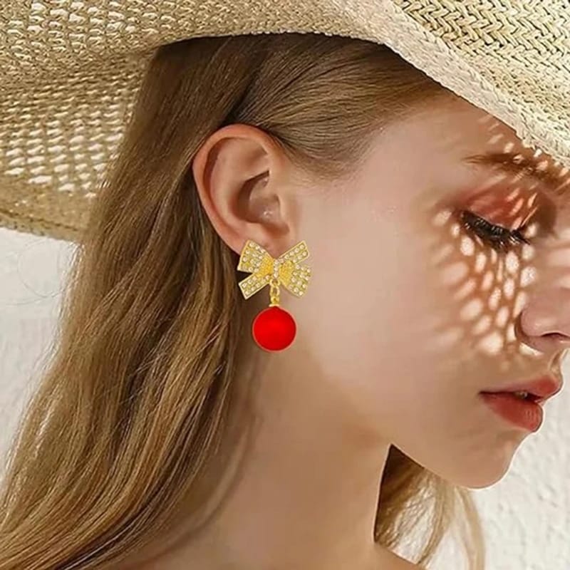 Picture of Trendy Cute Crystal Cherry Rhinestone New Stud Earrings for Women Luxury Design Earrings French Retro Style Diamond Encrusted Jewelry