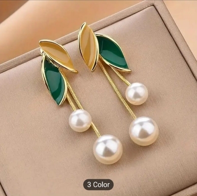 Picture of Trendsetter -Leaf Exquisite Jewelry Lightweight Long Lasting Ear Studs for Dating 1 Pair Women Stud Earrings