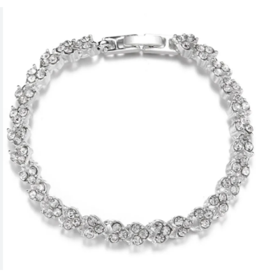 Picture of Love Shape Crystal Zircon Bracelet for girls and womens | Silver