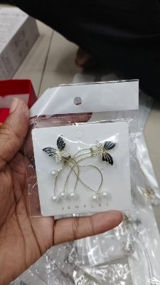 Picture of Unique Design Elegant Delicate Light Luxury Black Butterfly Earrings Women Jewelry Party Premium Gifts