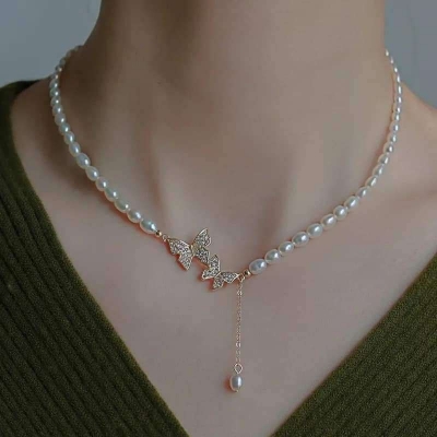 Picture of Sweet Rhinestone Bow Knot Pendant Necklace Elegant Summer Imitation Choker Necklace For Women Jewelry Gifts