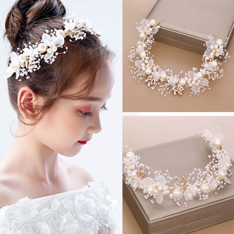 Picture of Bridal Crown Hair Jewelry Wedding Tiara With Pearls Flowers