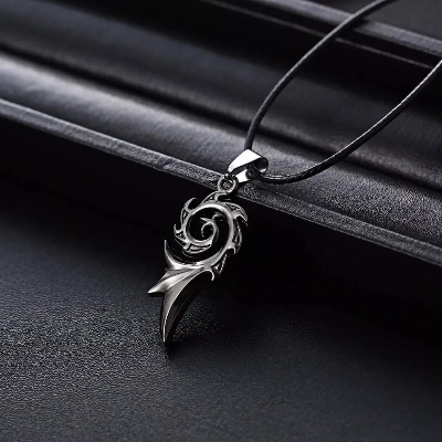 Picture of Black Dragon Pendant Necklace For Men Trendy Simple Chain For Men Black 