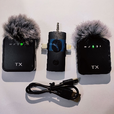 Picture of F11-2 (3 in 1)Collar Wireless Dual Microphone proprofessional Lepal Lavaliar microphon iPhone/Android & Type C Supported 100& Noise Cancellation