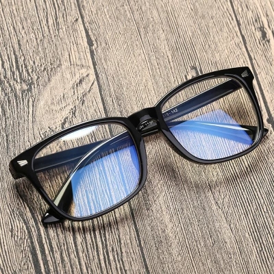 Picture of Black Frame Fashion Glasses White 