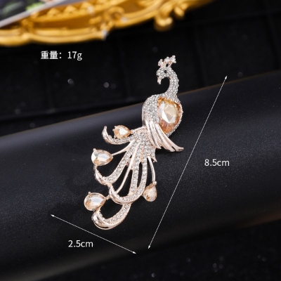 Picture of Light Luxury Micro-Encrusted Zircon Peacock High-End Brooch, Exquisite Elegant, Chinese Style Brooch, Suit Corsage, Accessories Gift