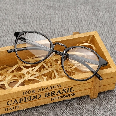Picture of Black Frame  Fashion Glasses White 