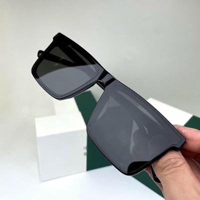 Picture of New Trendy Look Very Stylish Black Sunglass for Men Black 