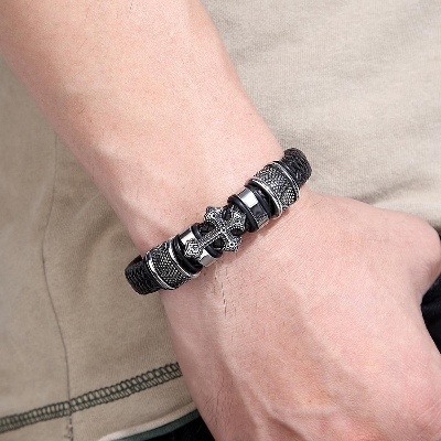 Picture of 2023 Men Leather Bracelet for Men  