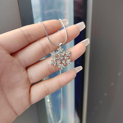 Picture of Elegant Jewelry Set for Women, Full Micro-studded Diamonds, Pendant Necklace, Small Earrings, Snowflake, Simple Jewel Silver 
