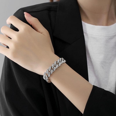 Picture of Superb Indispensable -Quality And Durablity -Silver Plated Hip Hop Cubic-Zirconia Bracelet For Women/Girls/Ladis- Innovative Silver 