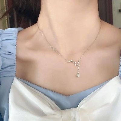 Picture of Trendsetter - Fashion Innovator - Custom Experience - Pearl Necklaces Crystal Love Chain Necklace For Women - Couture - High-end Silver 