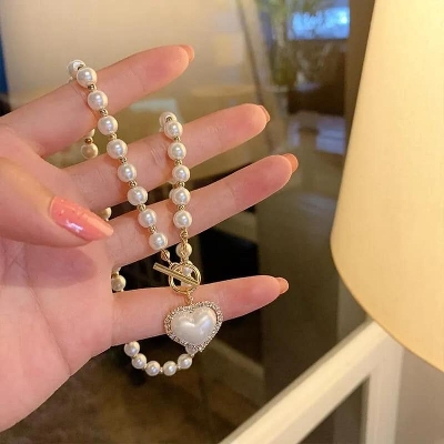 Picture of Stylish - Modern Vibe - Upscale Need - Korean Style New Crystal Heart shape Chain For Women/Girls - Sensible - Must Have Silver 