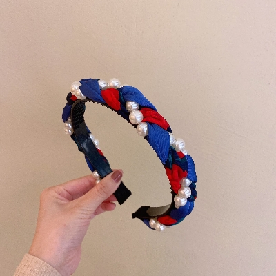 Picture of Athleisure - Avant Grade - Highly Sustainable - Korean Pearl Headband Hair Bands For Women - Durabilty Assured - Well Inspired & Crafted  Int: One size
