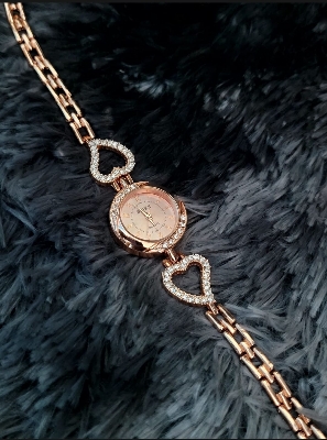 Picture of Stainless Steel  Rose Gold Simple & Elegant Design Rose Gold Analog Watch For Girls Gold 