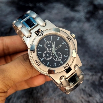 Picture of Analog Men's Luxury Stainless Steel Watch for Men GOLDEN - Watch For Men Silver 