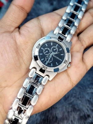 Picture of Analog Men's Luxury Stainless Steel Watch for Men GOLDEN - Watch For Men Silver 