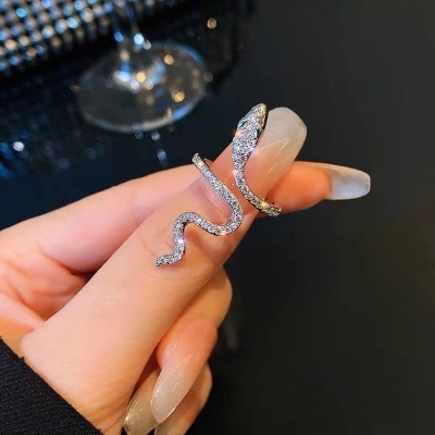 Picture of New Adjustable Snake Shape Finger Ring for Girls Simple Stylish - Rings for Women  