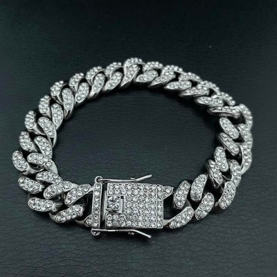 Picture of Superb Versatile -Choice and Remark -Men Cuban Link Chain Bracelet Shiny Rhinestone Inlaid Bangle Jewelry- Avant-garde  20 CM