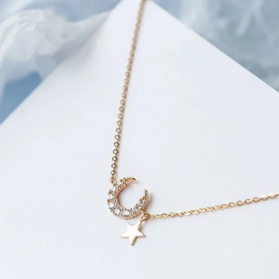 Picture of New Korean Simple Pearl Star Moon Crystal Bracelet  