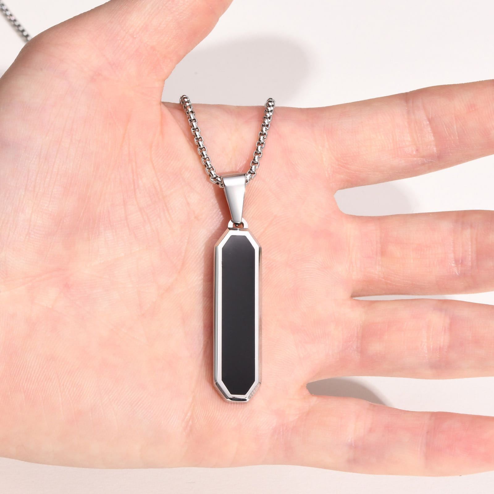 Picture of Stainless Steel Silver Color Metal Chain for Men  