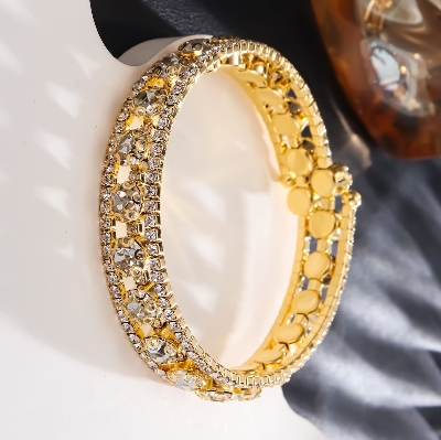 Picture of Korean Crystal Bracelet Adjustable  Bangle  Open Bracelet For  Women Gold 