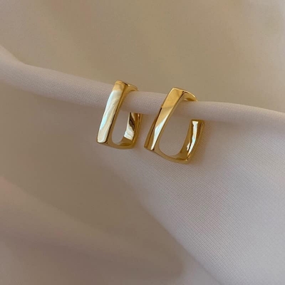 Picture of New Korean Square Rhinestone Earrings For Women Gold Adjustable