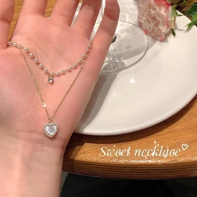 Picture of Layered Pearl Necklaces for Women Pearl Choker Necklace for Teen Girls Layering Necklaces Double Layer Necklace Pearl Pendant Necklace for Girls, Small Gold 