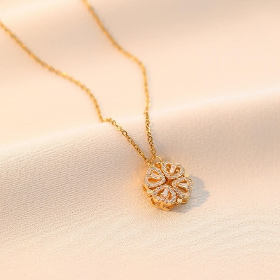 Picture of Sweet Rhinestone Bow Knot Pendant Necklace Elegant Summer Imitation Choker Necklace For Women Jewelry Gifts Gold 