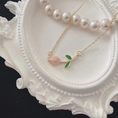 Picture of New Cute Tulip Flower Shaped Pendant Peach Pearl Flower Chain For Women Gold 